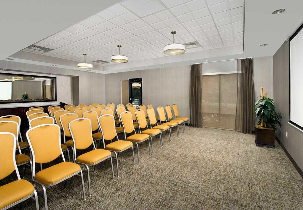 Springhill Suites By Marriott Jacksonville North I-95 Area Екстериор снимка