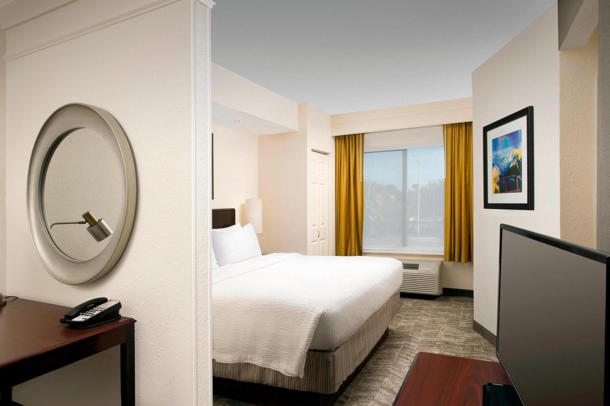 Springhill Suites By Marriott Jacksonville North I-95 Area Екстериор снимка