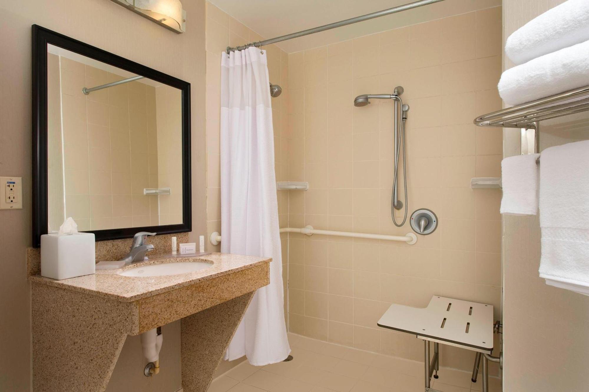 Springhill Suites By Marriott Jacksonville North I-95 Area Екстериор снимка
