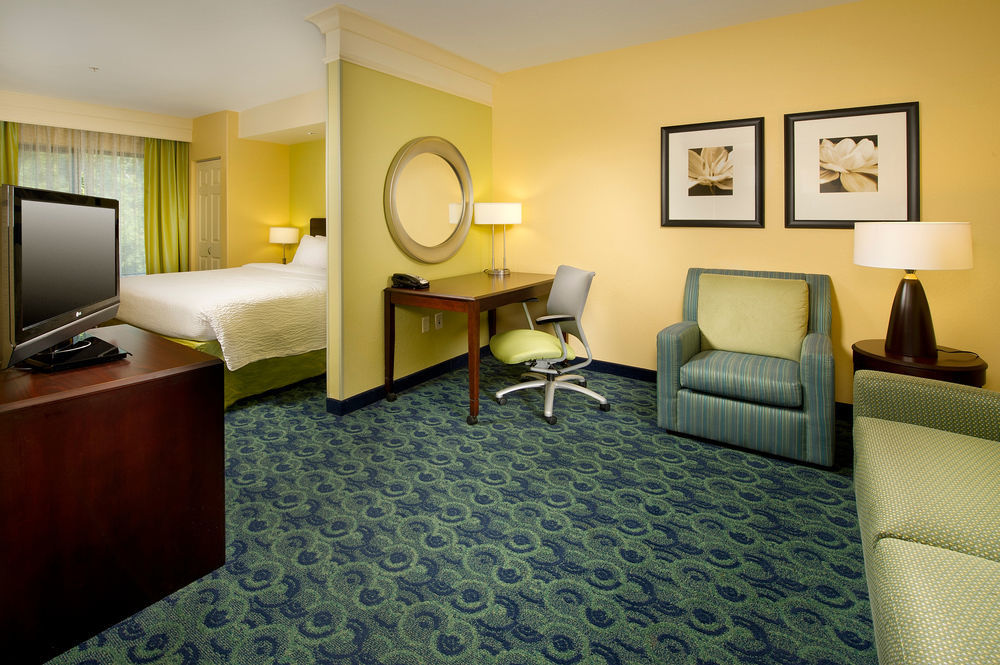 Springhill Suites By Marriott Jacksonville North I-95 Area Екстериор снимка