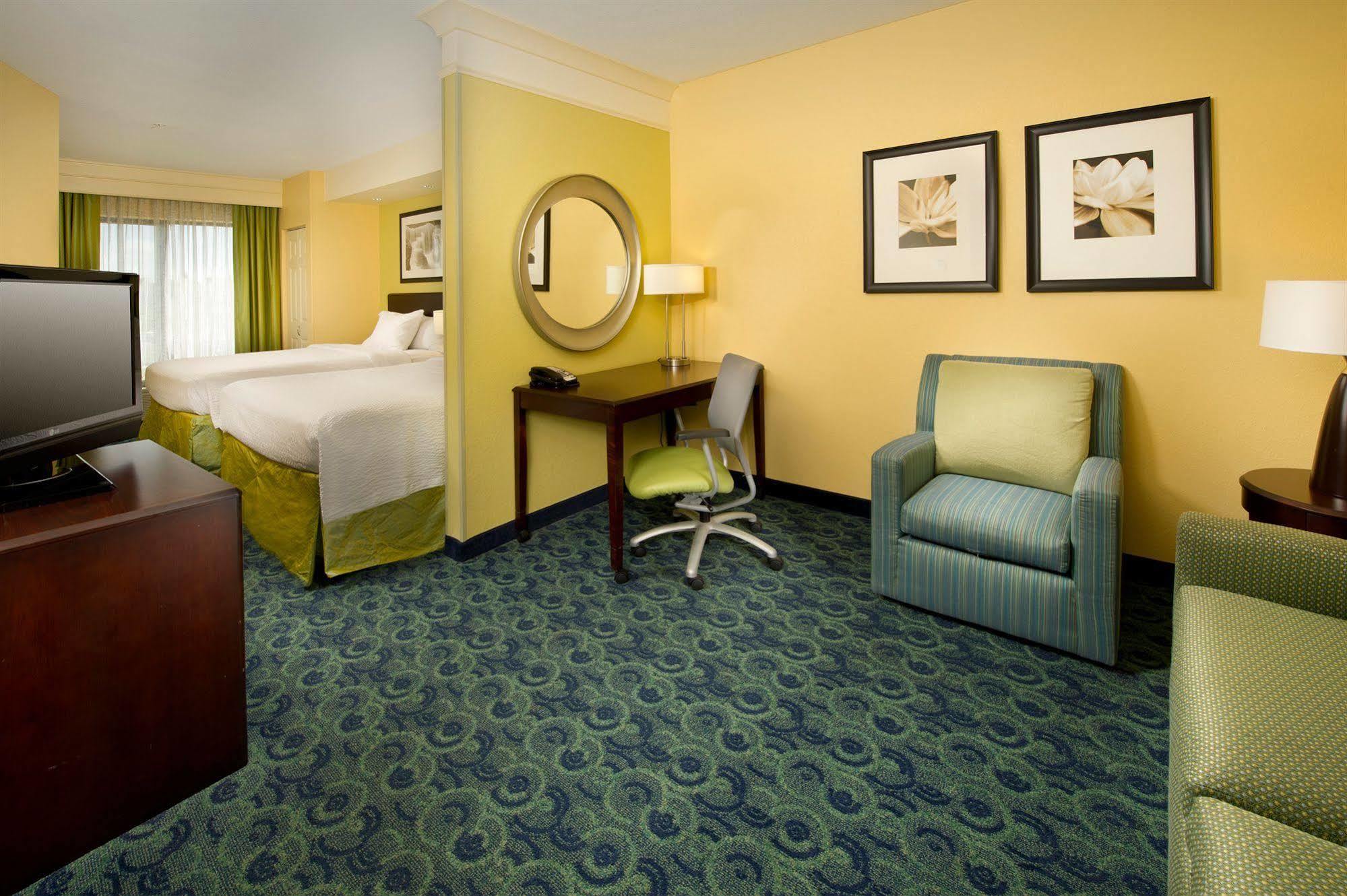 Springhill Suites By Marriott Jacksonville North I-95 Area Екстериор снимка